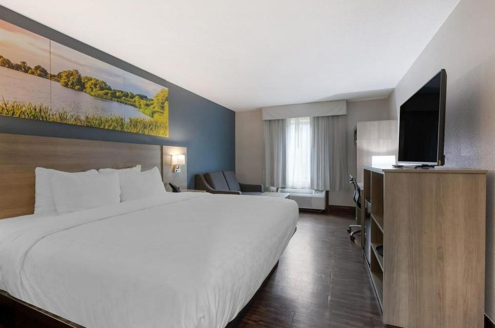 Hotel Clarion Pointe Tomah Exterior foto